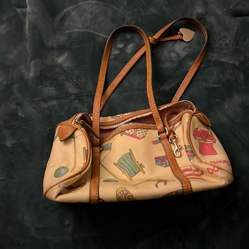 dooney bourke